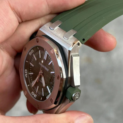 APS厰愛彼，42mm，CAL.3120一體機芯，15710系列