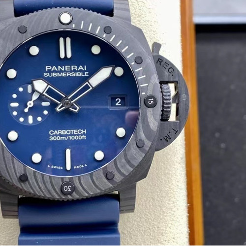 SBF廠沛納海，PAM1232，44mm碳纖維錶殼