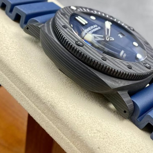 SBF廠沛納海，PAM1232，44mm碳纖維錶殼