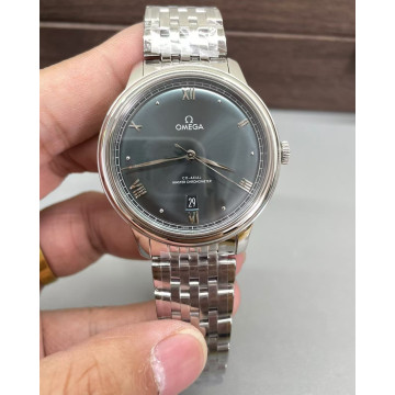 VS厰歐米茄新品，40mm，綠面放射紋，搭載8800機芯，蝶飛系列