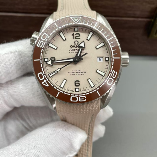 【3個款式，帶圖詢價】VS厰歐米茄，42mm，8900一體機，綠圈、棕色、黑灰海馬600系列
