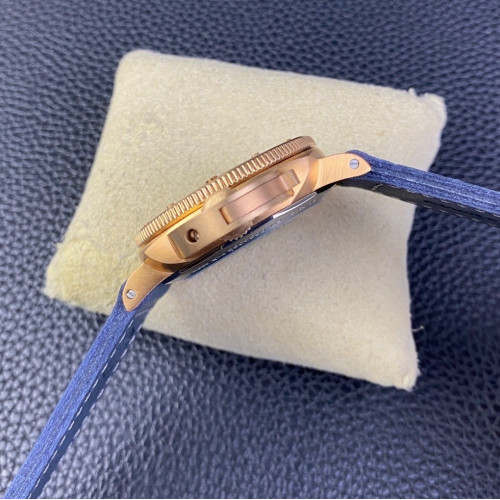 VS廠42mm青銅沛納海PAM1074，搭配一體P.900機械機芯
