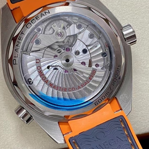 VS廠歐米茄全鈦金屬海馬600，43mm，8900一體機芯，215.92.44.21.99.001