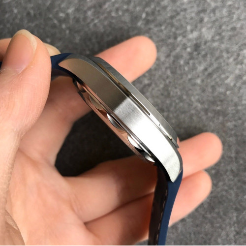 VS廠新品：新金針隊長過目不忘的小清新，天然橡膠帶點綴金帶粒