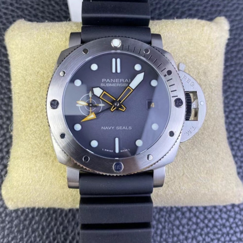 VS廠沛納海PAM1323，鈦合金殼套，漸變盤面，尺寸44mm，搭載VS獨家P.9000機芯