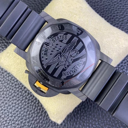 VS廠沛納海PAM1324，碳纖維，尺寸44mm，搭載VS獨家P.9000機芯