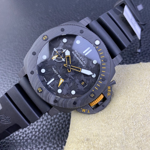 VS廠沛納海PAM1324，碳纖維，尺寸44mm，搭載VS獨家P.9000機芯