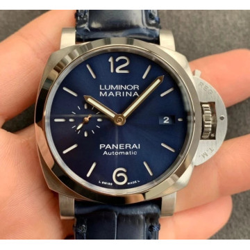 VS廠沛納海，市場上最高版本Luminor Marina PAM1393， 42MM