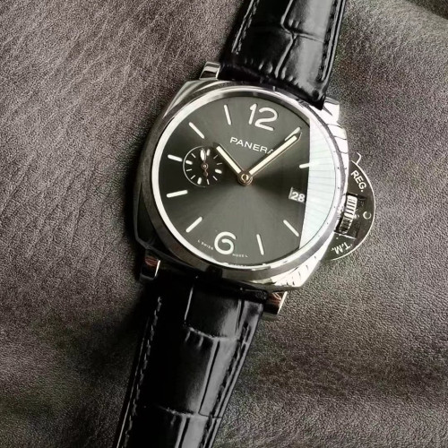 VS廠， 廬米諾杜爾系列，PAM1250， 金針，自動機械腕錶 ，42毫米