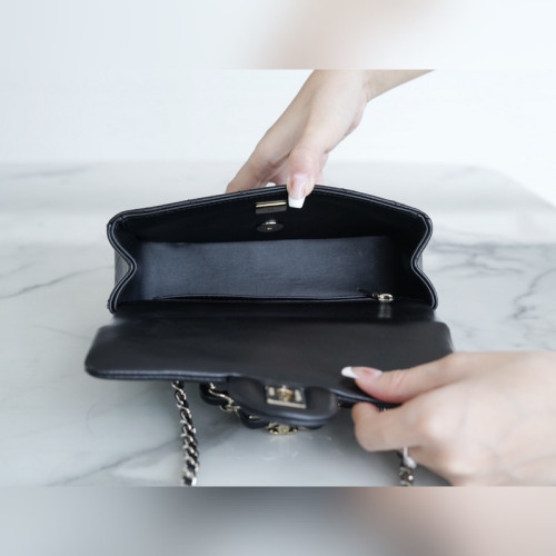頂級進口原廠皮Chanel 23k 秋冬新款 雙C 手柄CF 黑色