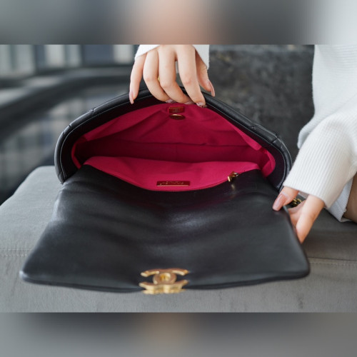 頂級進口原廠皮CHANEL BAG 經典黑 中號