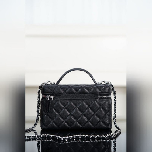 頂級進口原廠皮Chanel 25B 星星鑽扣LP盒子包 黑銀