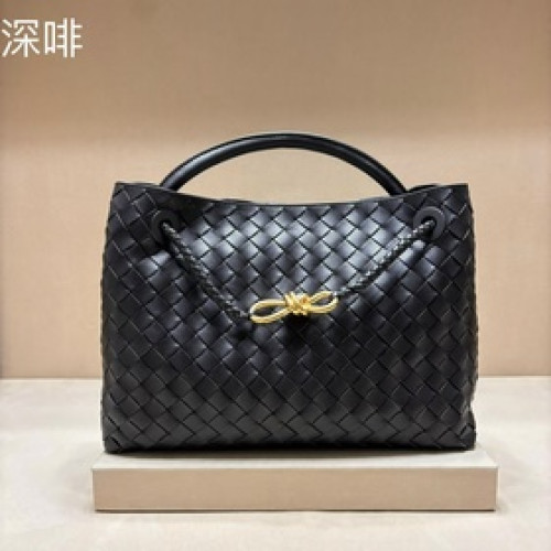 正品級 黑棕頂級新款Andiamo編織手袋真的是火遍全球！！海内外明星紛紛上身，