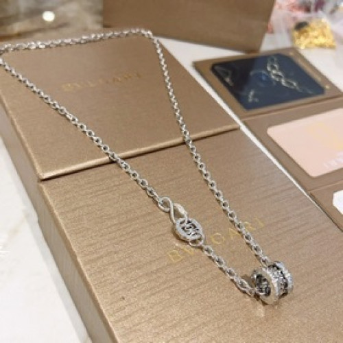寶格麗項鍊V金材質 BVLGARI寶格麗 DIVAS‘ DREAM 系列 品相完