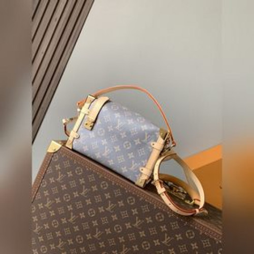 頂級原單，變碼芯片M12428本款 Side Trunk 中號手袋采撷品牌複古
