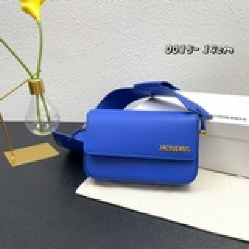 配盒子  Jacquemus Le Cienture Bello bagCARI