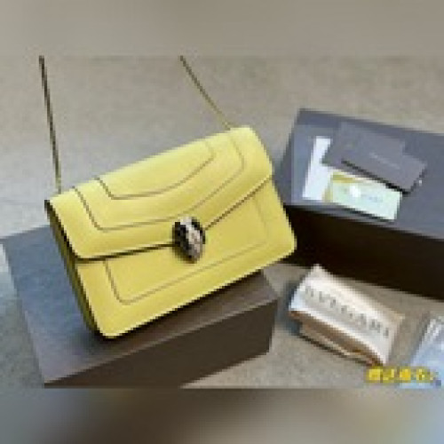 寶格麗牛皮顔色圖