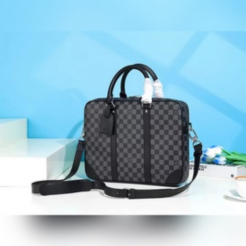 海外原單N40445獨家實拍！本款 Voyage 小號公文包取材 Damier