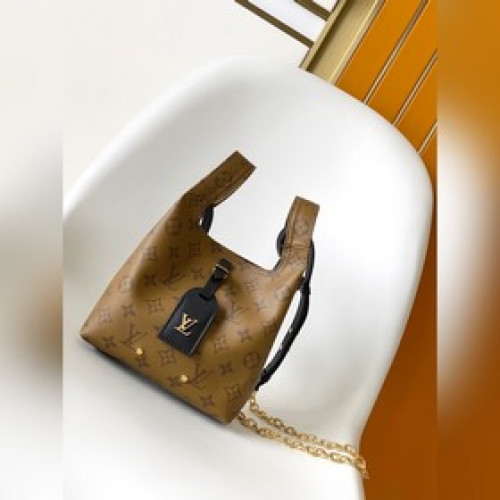 M46816 頂級原單 本款 Atlantis BB 手袋取材 Monogram