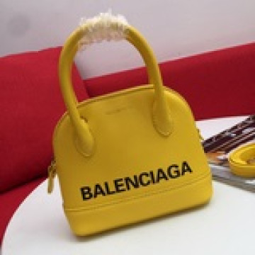 Balenciaga巴黎世家 新款貝殼包出貨啦2023秋冬火爆款-日常搭配休閑風