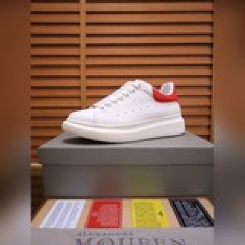 情侶款(高版本)【McQueen·麥昆】2020炫麗全球，麥昆官方重金打造，完美