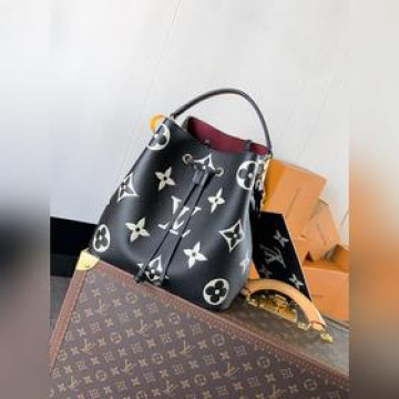 變碼芯片，定制頭層牛皮 原單 M45497黑色M45555杏色本款 Néo