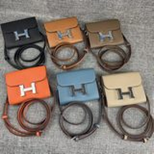 Hermes  Constance p160型號：537-2荔枝紋銀扣 SI