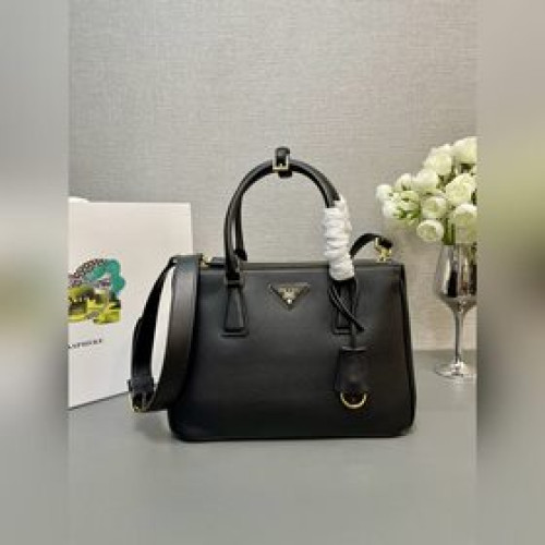 [頂級原單] (小號平紋皮)新款殺手包，原單品質 Saffiano皮革 皮革雙提