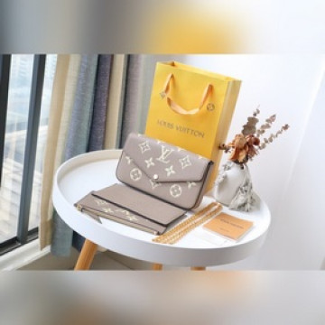 頂級原單~LV M69977 本款 Pochette Félicie 鍊條包為