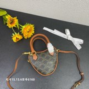 新款celie 複古小巧mini 尺寸肩帶長度可調節 容量滿滿 減齡青春又文