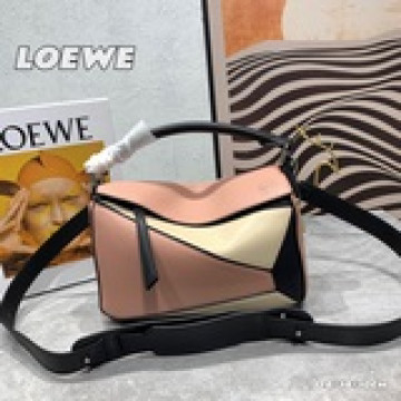 【大號金扣的】【配圖片禮盒】2023火遍全世界的熱銷款loewe/羅意威店主自留