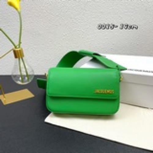 配盒子  Jacquemus Le Cienture Bello bagCARI