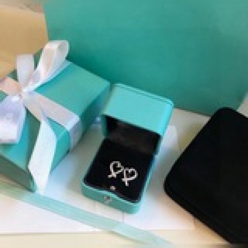 蒂芙尼 TIFFANY loving 系列精緻 愛心  耳釘 唯美 一比一開模制
