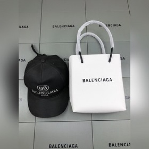 巴黎BALENCIAG 小號方形購物包 采用進口牙簽紋小牛皮材質 纖長nappa