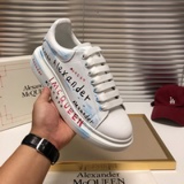 獨家潮牌現貨——【AIexanderMcQUEEN】麥昆——新款，情侶款，獨特工