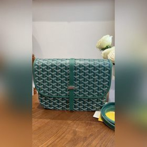 頂級進口原廠皮免稅版本首批第三代荔枝紋大號郵差終于出貨啦！綠色荔枝紋原廠皮 配