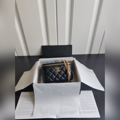 金珠鍊條盒子包，化妝包3045