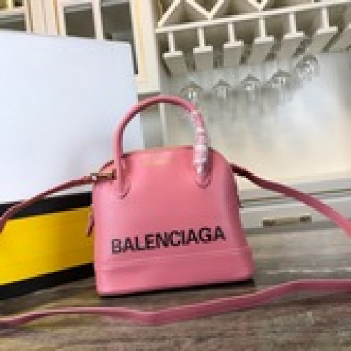 Balenciaga巴黎@家 新款貝殼包出貨啦2023秋冬火爆款-日常搭配休閑風