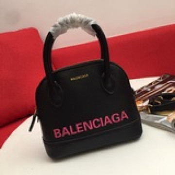 Balenciaga巴黎世家 新款貝殼包出貨啦2023秋冬火爆款-日常搭配休閑風