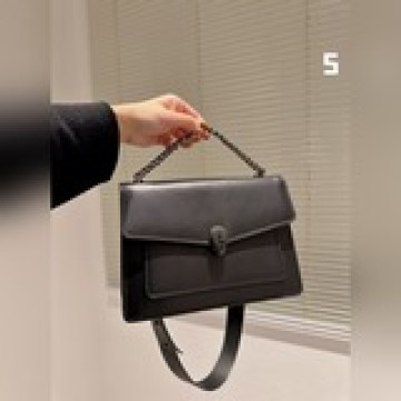 寶格麗BVLGARI | So Black超酷中性包款@BVLGARI寶格麗