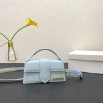 迷你jacquemus口紅包 18cm小號手提斜挎，展示不一樣的法式浪漫 ，