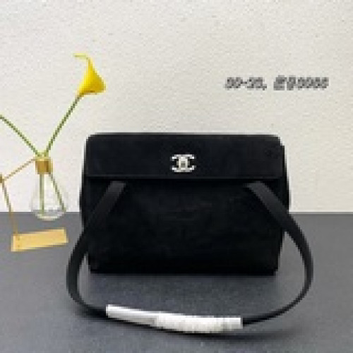 香香牛皮磨砂皮單肩包又一隻新品中古包來襲養眼複古感 黑銀太舒服啦 尺寸30