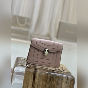 【原廠皮】 質量升級。琺琅孔雀石對版蛇眼。【Bvlgari 】寶格麗專櫃經典熱賣