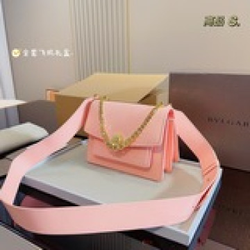 全套飛機禮盒.寶格麗 官網最新 Bvlgari  新品 寶格麗全牛皮