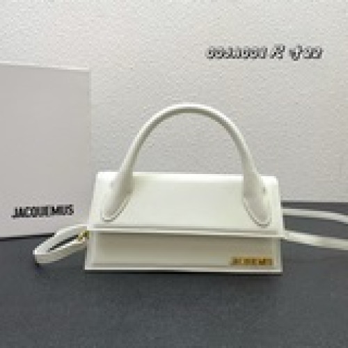 jacquemus口紅包 手提斜挎，展示不一樣的法式浪漫 ，原版皮，搭配巧妙的