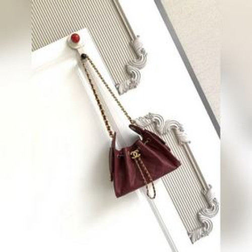 CNITFRAS5631 CHANEL 25款又一個以年份命名的款， 25c球紋