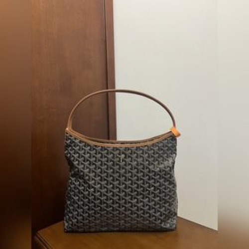頂級原廠皮免稅版~代購級高版本~ Goyard（戈雅）腋下包等待以久最新爆款