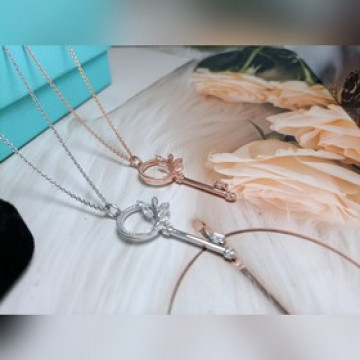 新鮮出爐！ 蒂芙尼鑰匙項鍊 白金玫瑰金現貨