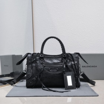 Balenciaga經典機車包爆裂羊皮30 cm黑色黑釘