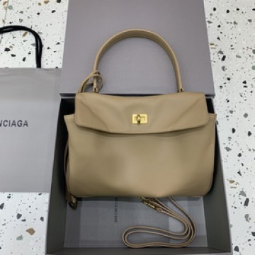 [小號杏色金扣] BALENCIAG RODEO BAG 系列手袋 新款可以說出
